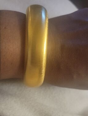 14K YG BANGLE NWOT